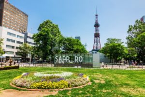 アットグループ公式サイトに掲載されている駅近通勤のイメージ